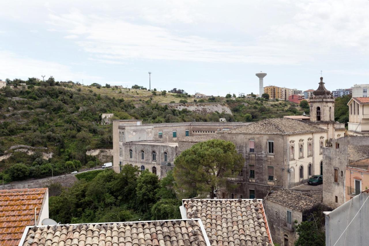 Appartamenti Centro Storico รากูซา ภายนอก รูปภาพ